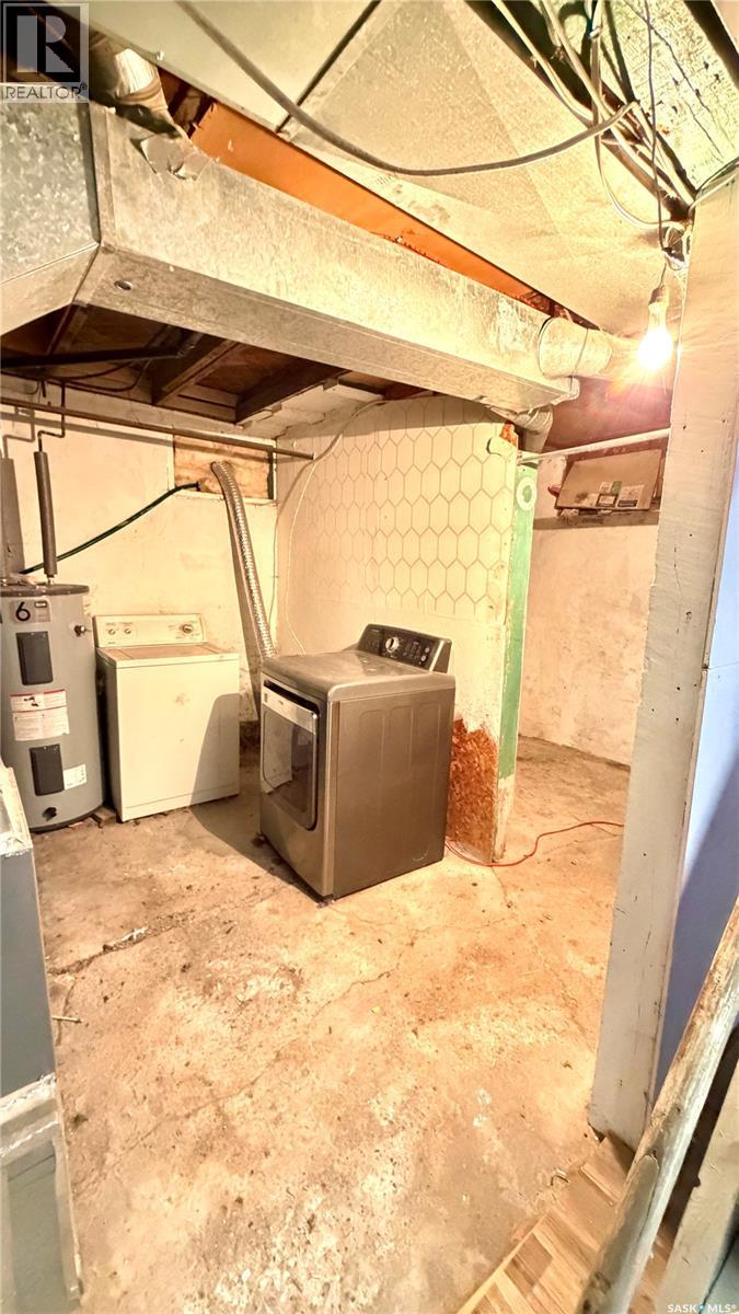 319 Railway Avenue, Outlook, Saskatchewan  S0L 2N0 - Photo 39 - SK026066