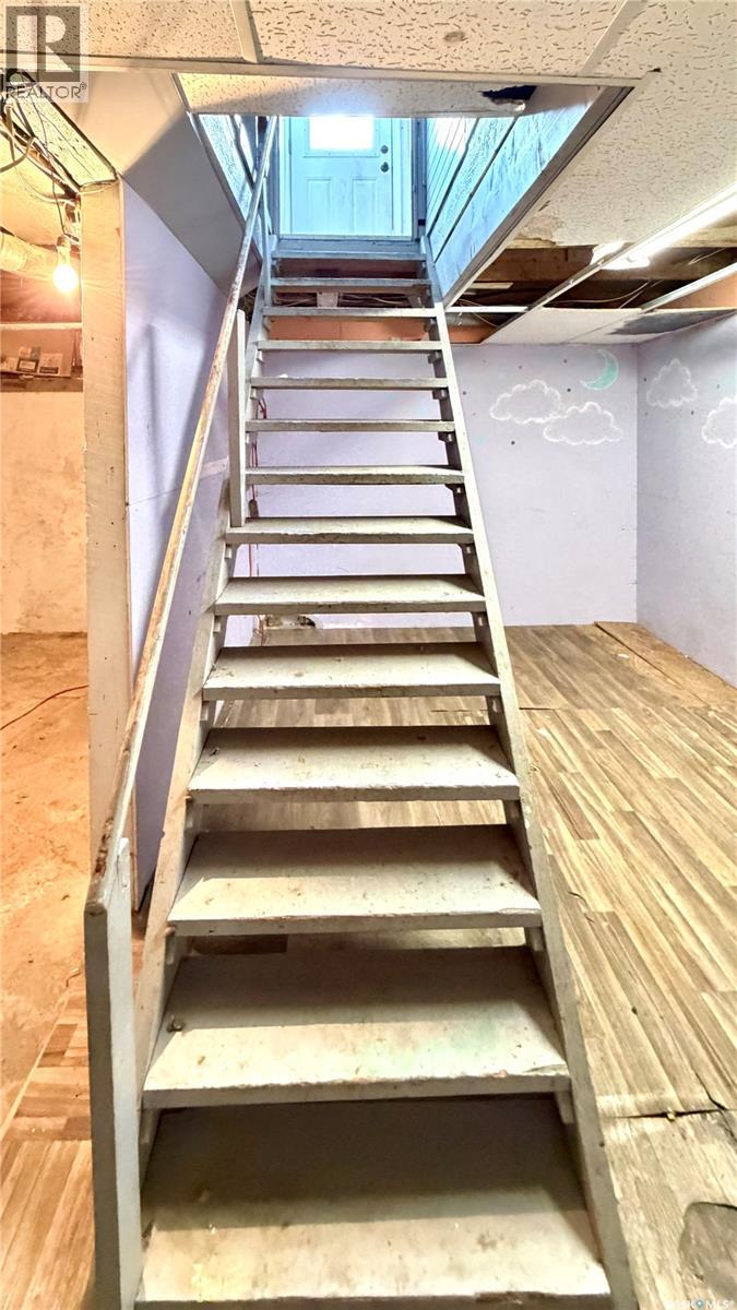 319 Railway Avenue, Outlook, Saskatchewan  S0L 2N0 - Photo 42 - SK026066