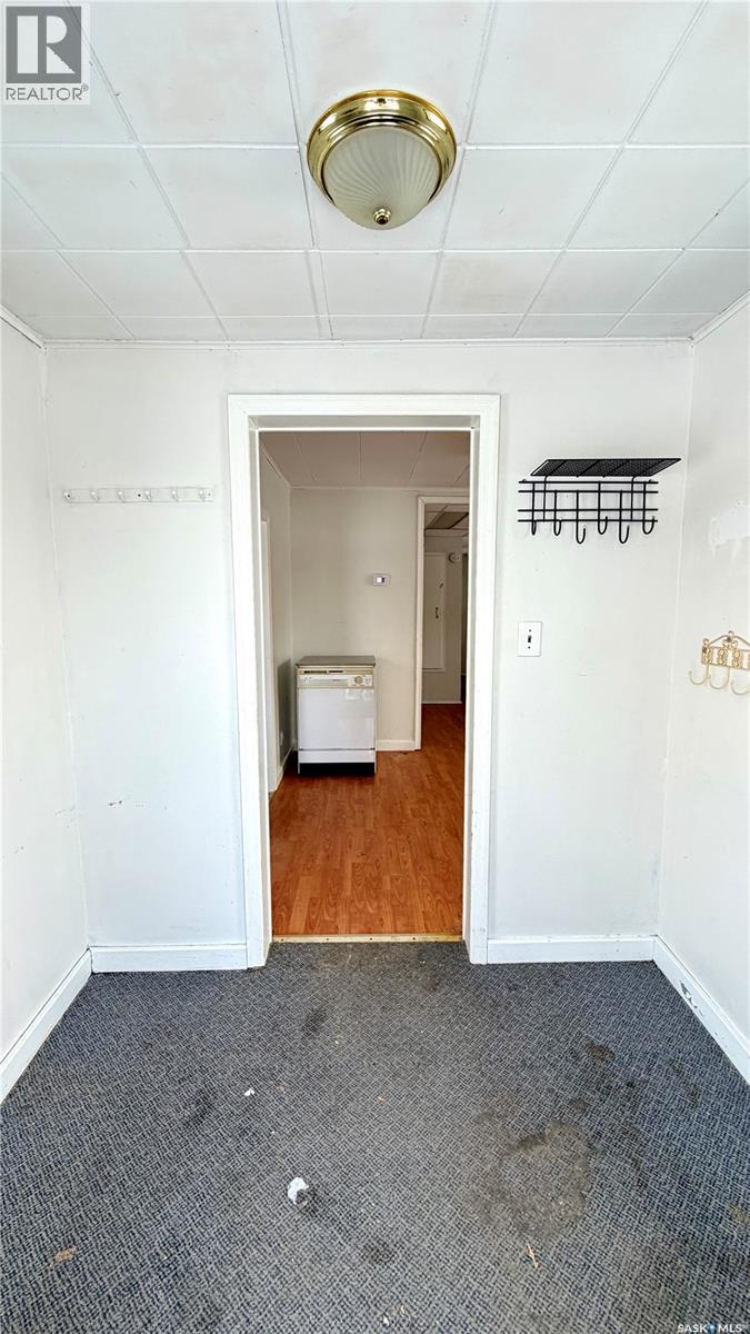319 Railway Avenue, Outlook, Saskatchewan  S0L 2N0 - Photo 7 - SK026066
