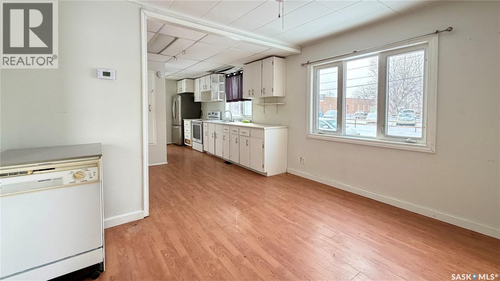 319 Railway Avenue, Outlook, Saskatchewan  S0L 2N0 - Photo 9 - SK026066