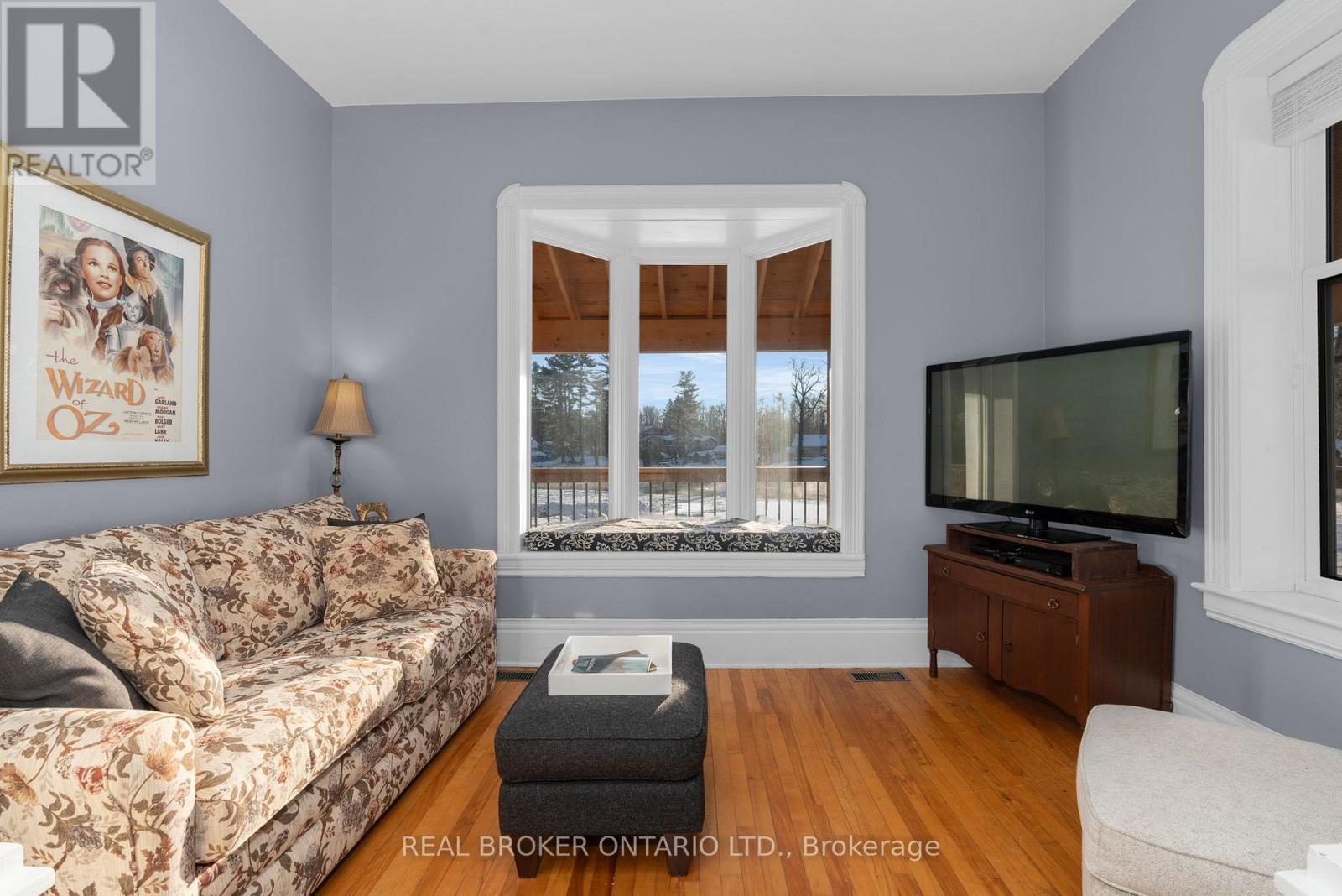 1002 Cowbell Lane N, Gravenhurst, Ontario  P0E 1N0 - Photo 12 - X12655152