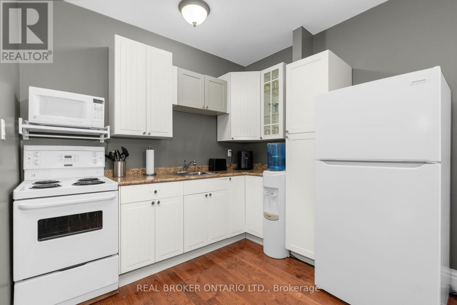 1002 Cowbell Lane, Gravenhurst (Muskoka (S)), Ontario  L0K 2B0 - Photo 21 - X12654068