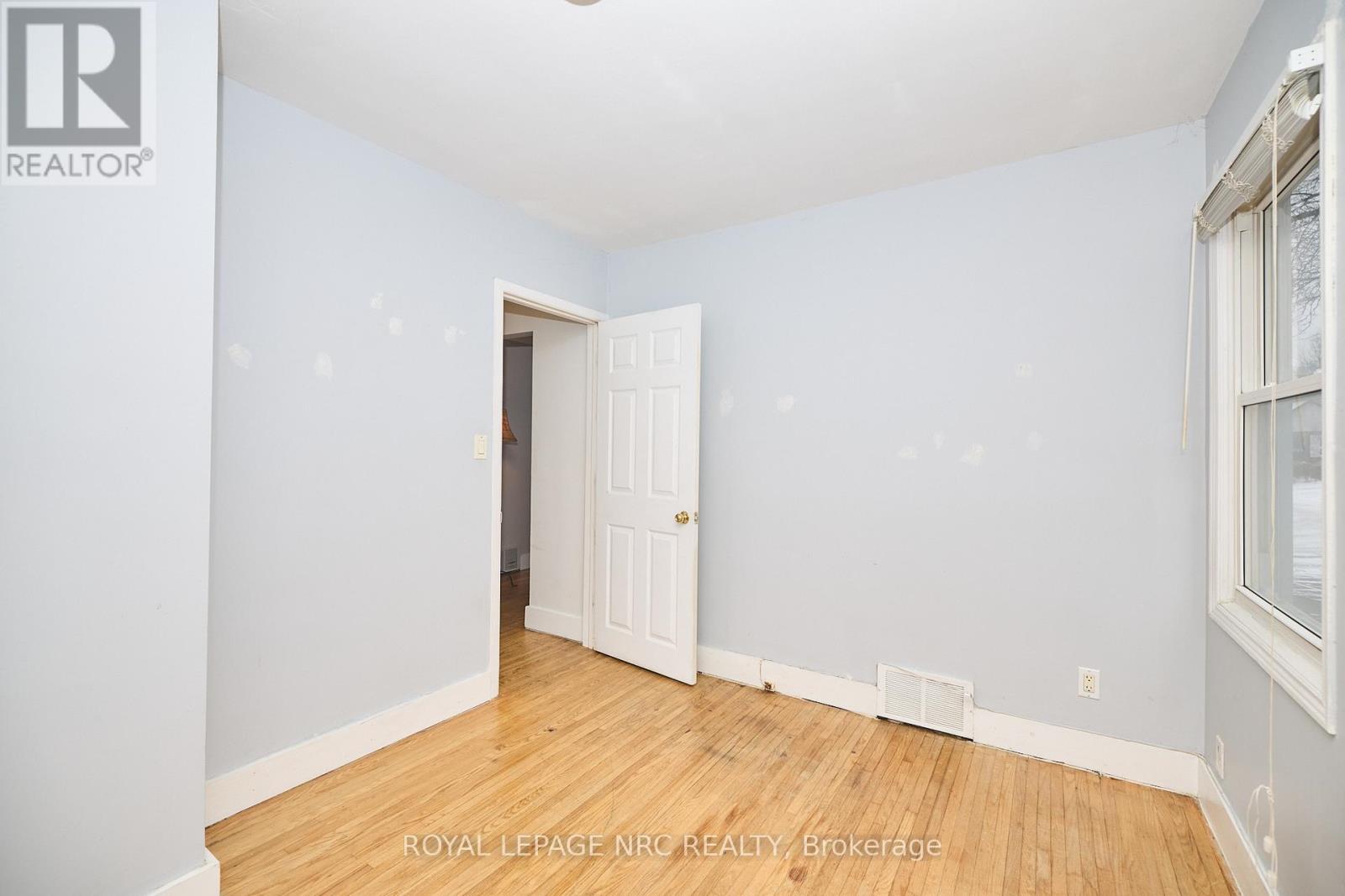 6151 Harvey Street, Niagara Falls, Ontario  L2J 2A9 - Photo 16 - X12657634