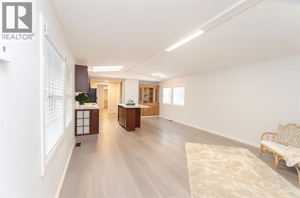 43 Parkside Drive, Red Deer, Alberta  T4P 1K1 - Photo 22 - A2262823