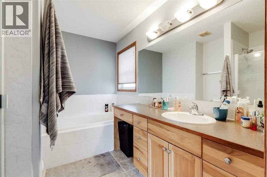 144 Bow Ridge Drive, Cochrane, Alberta  T4C 1V8 - Photo 23 - A2272332