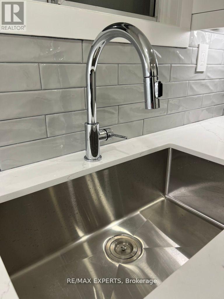 2 - 101 Kenwood Avenue, Toronto, Ontario  M6C 2S1 - Photo 2 - C12657898