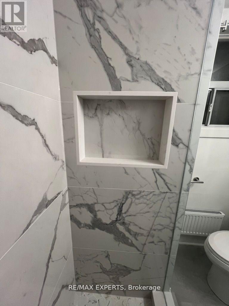 2 - 101 Kenwood Avenue, Toronto, Ontario  M6C 2S1 - Photo 8 - C12657898