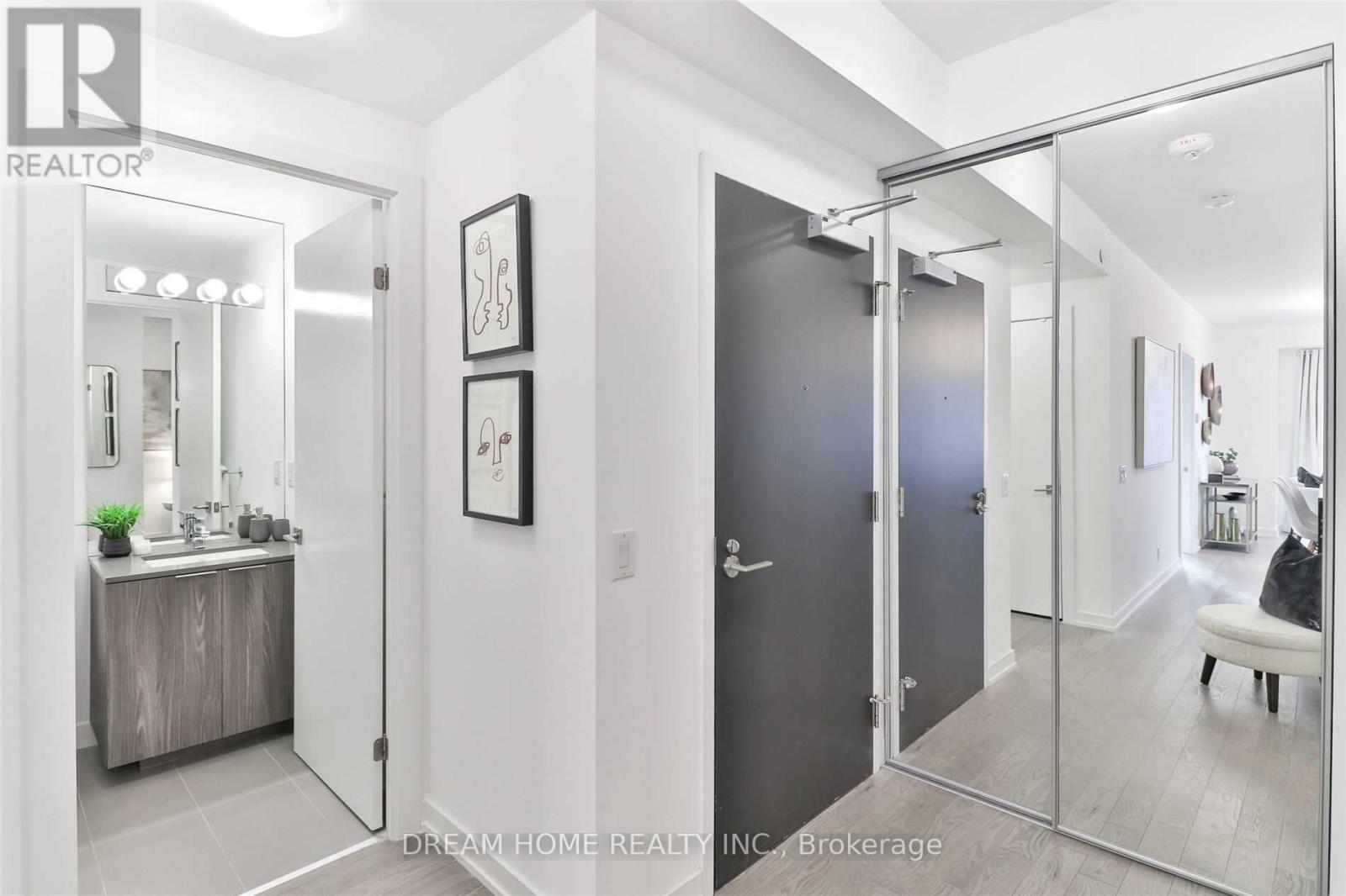 306 - 609 Avenue Road, Toronto, Ontario  M4V 2K3 - Photo 4 - C12657900