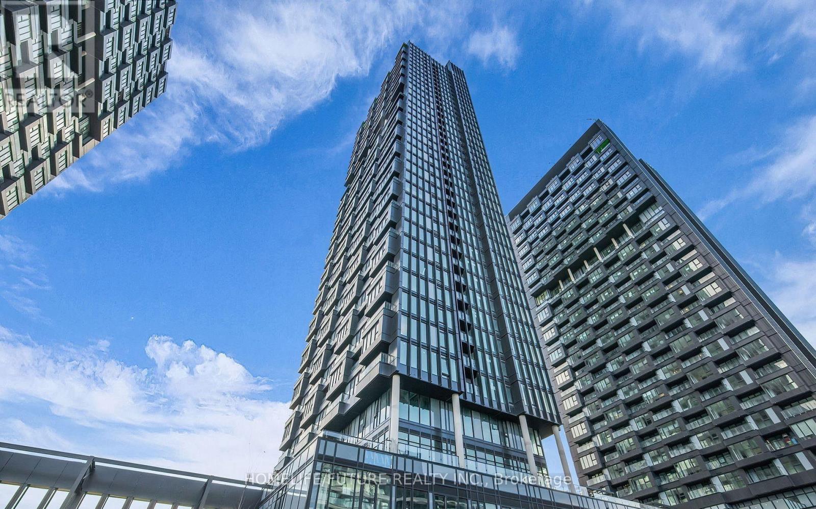 1819 - 1 QUARRINGTON LANE, Toronto, Ontario