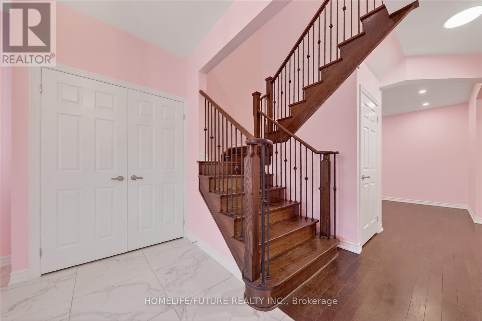 226 Ronald Guscott Street, Oshawa, Ontario L1K 3G3 - Photo 7 - E12657888