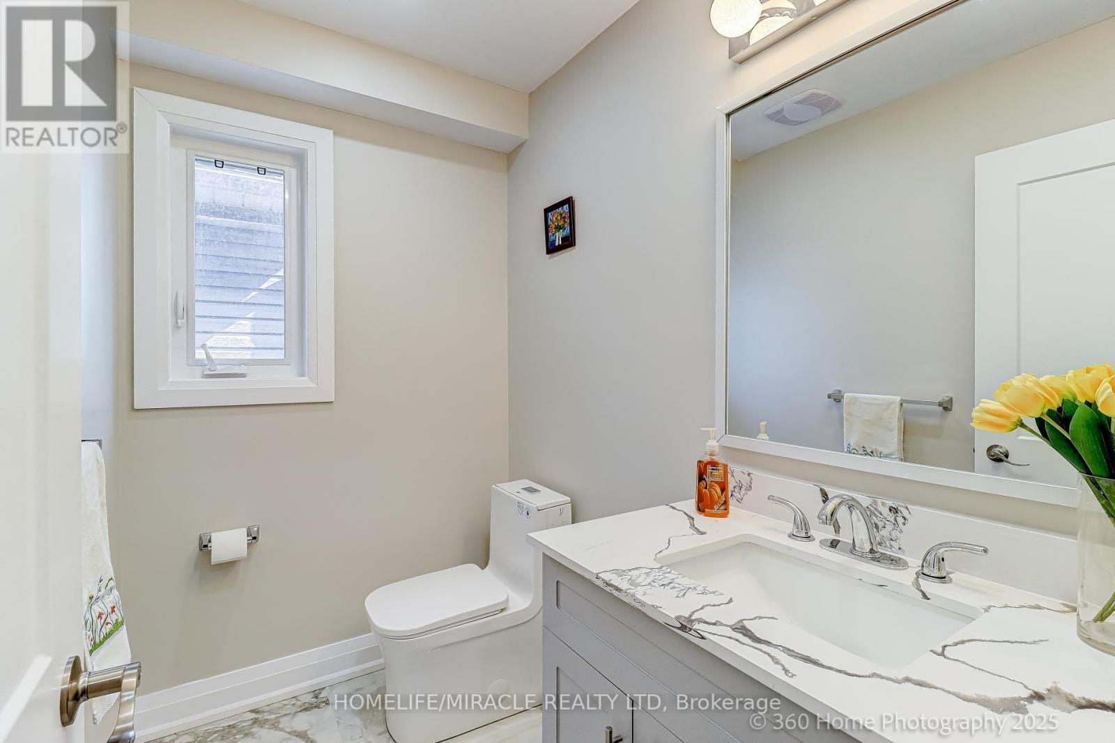 688a Midland Avenue, Toronto, Ontario  M1K 4C6 - Photo 9 - E12657894