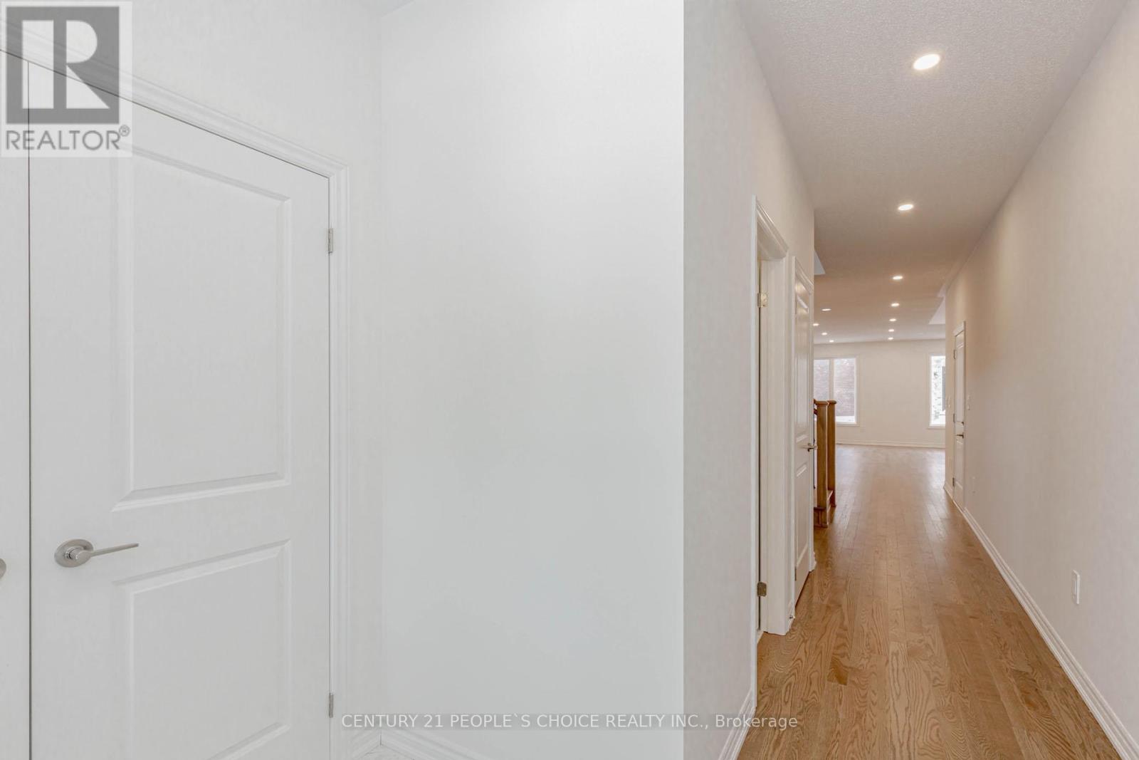 1480 Savoline Boulevard, Milton, Ontario  L9E 2E9 - Photo 4 - W12657880