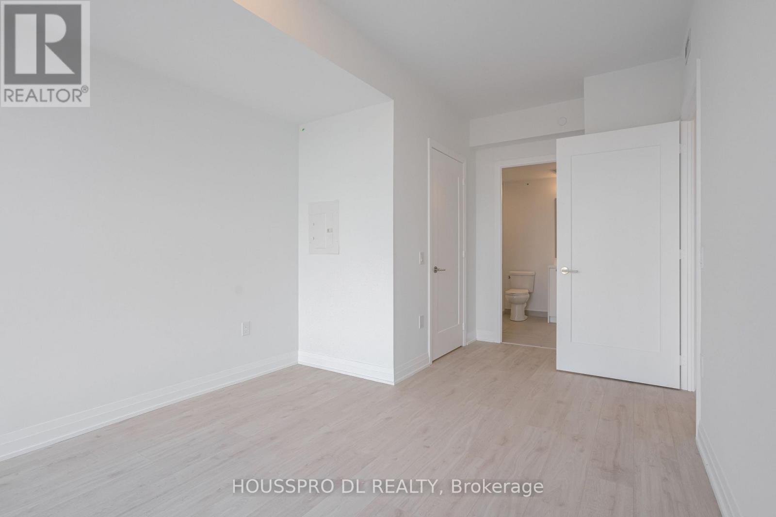 623 - 412 Silver Maple Rd Road, Oakville, Ontario  L6H 7X8 - Photo 23 - W12657896