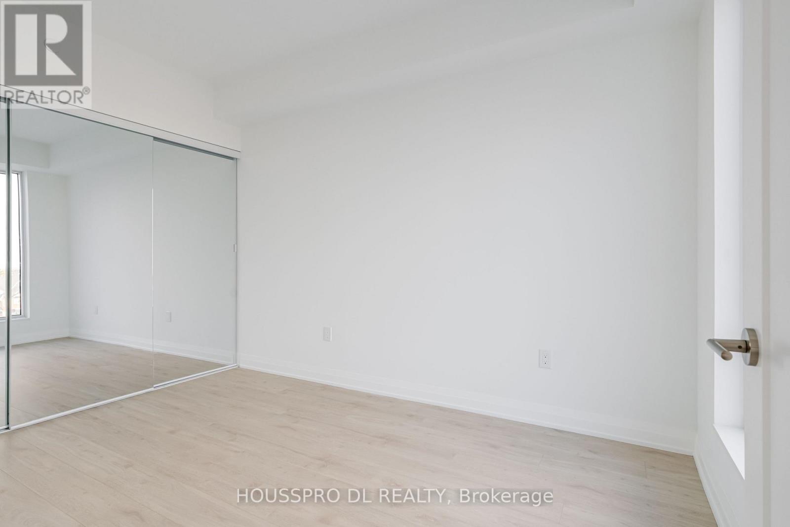 623 - 412 Silver Maple Rd Road, Oakville, Ontario  L6H 7X8 - Photo 25 - W12657896