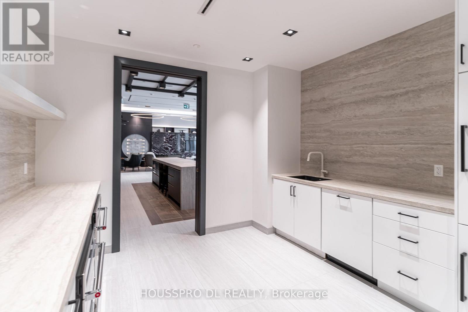 623 - 412 Silver Maple Rd Road, Oakville, Ontario  L6H 7X8 - Photo 41 - W12657896