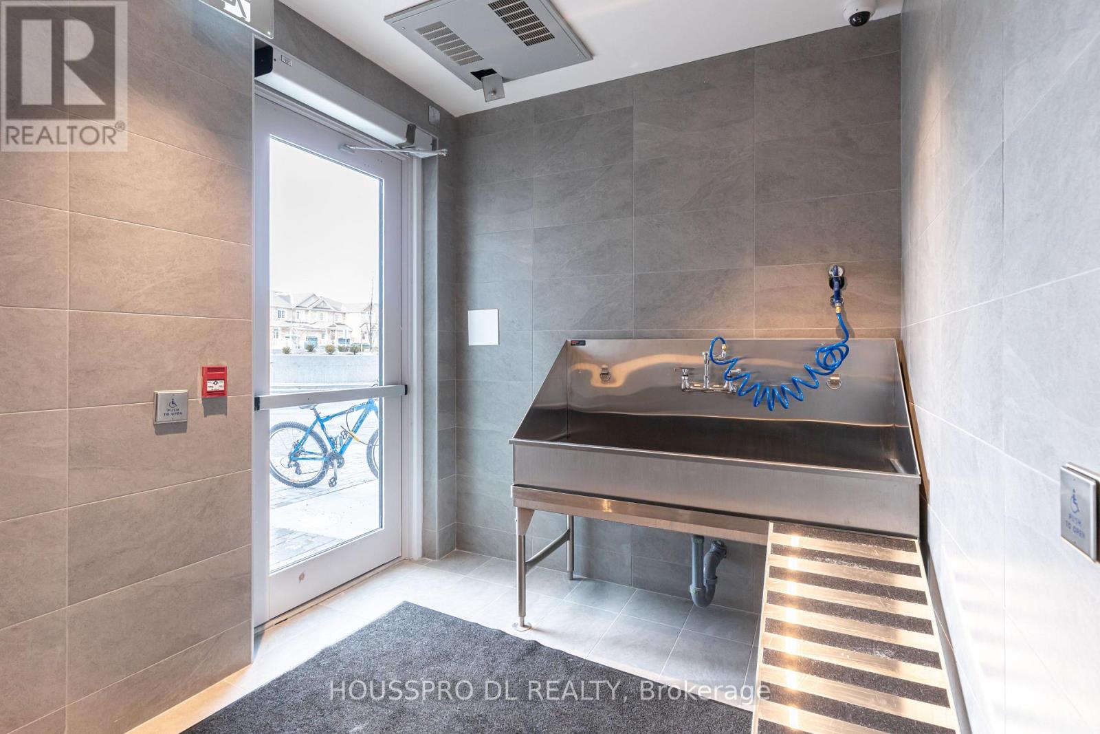 623 - 412 Silver Maple Rd Road, Oakville, Ontario  L6H 7X8 - Photo 50 - W12657896