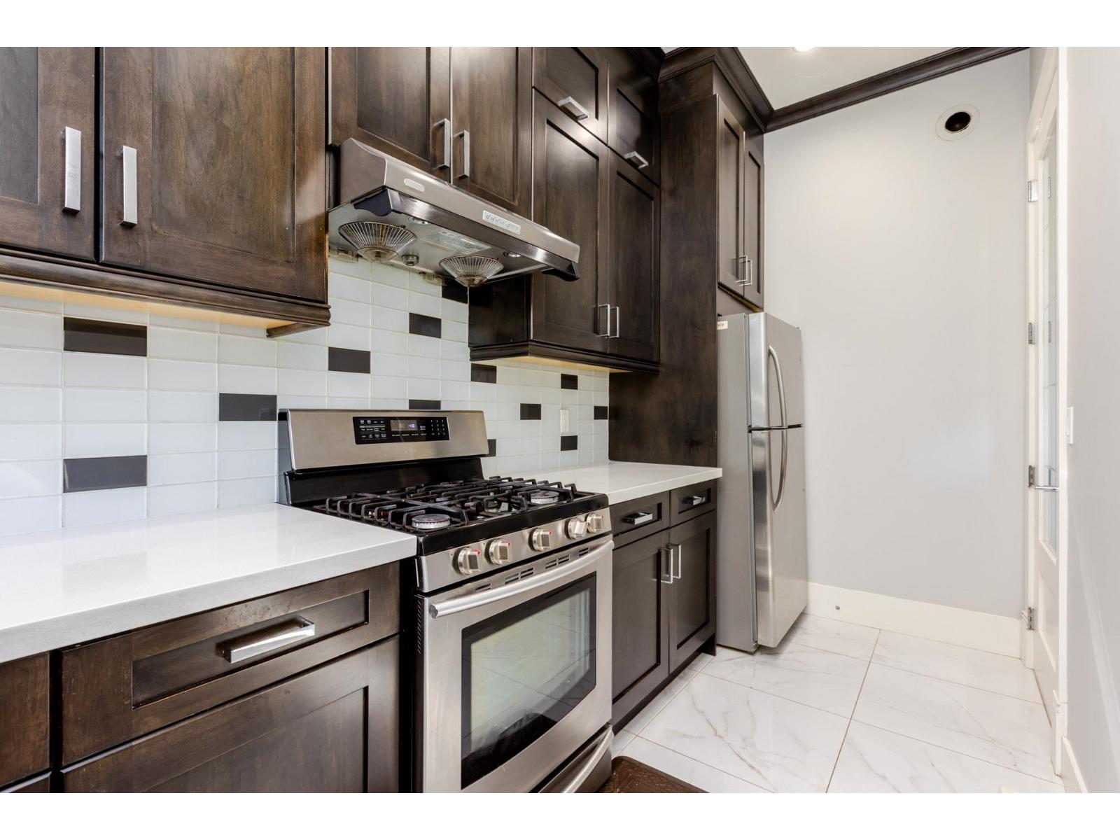 1540 Maple Street, White Rock, British Columbia  V4B 4N5 - Photo 12 - R3075461