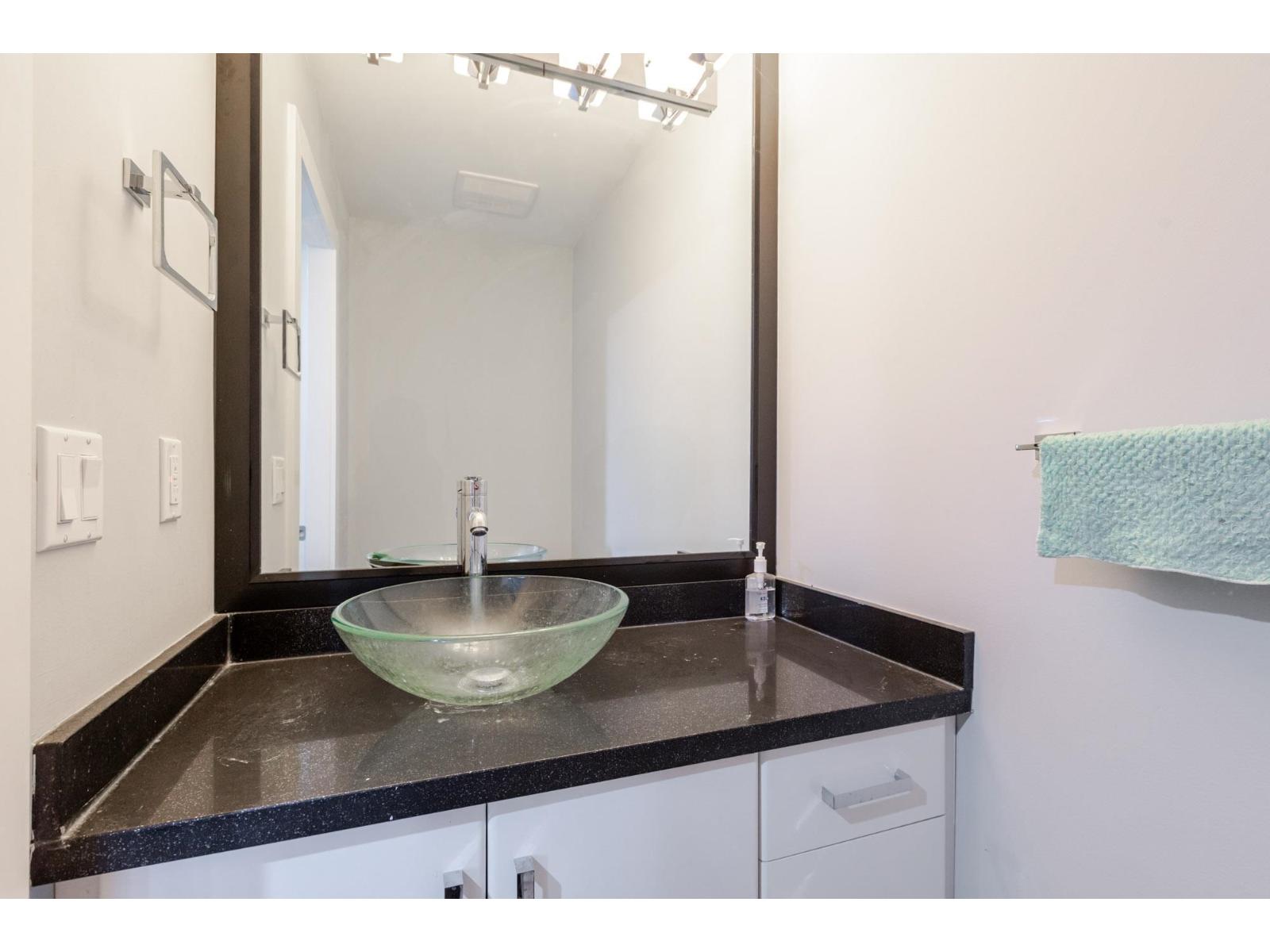 1540 Maple Street, White Rock, British Columbia  V4B 4N5 - Photo 35 - R3075461