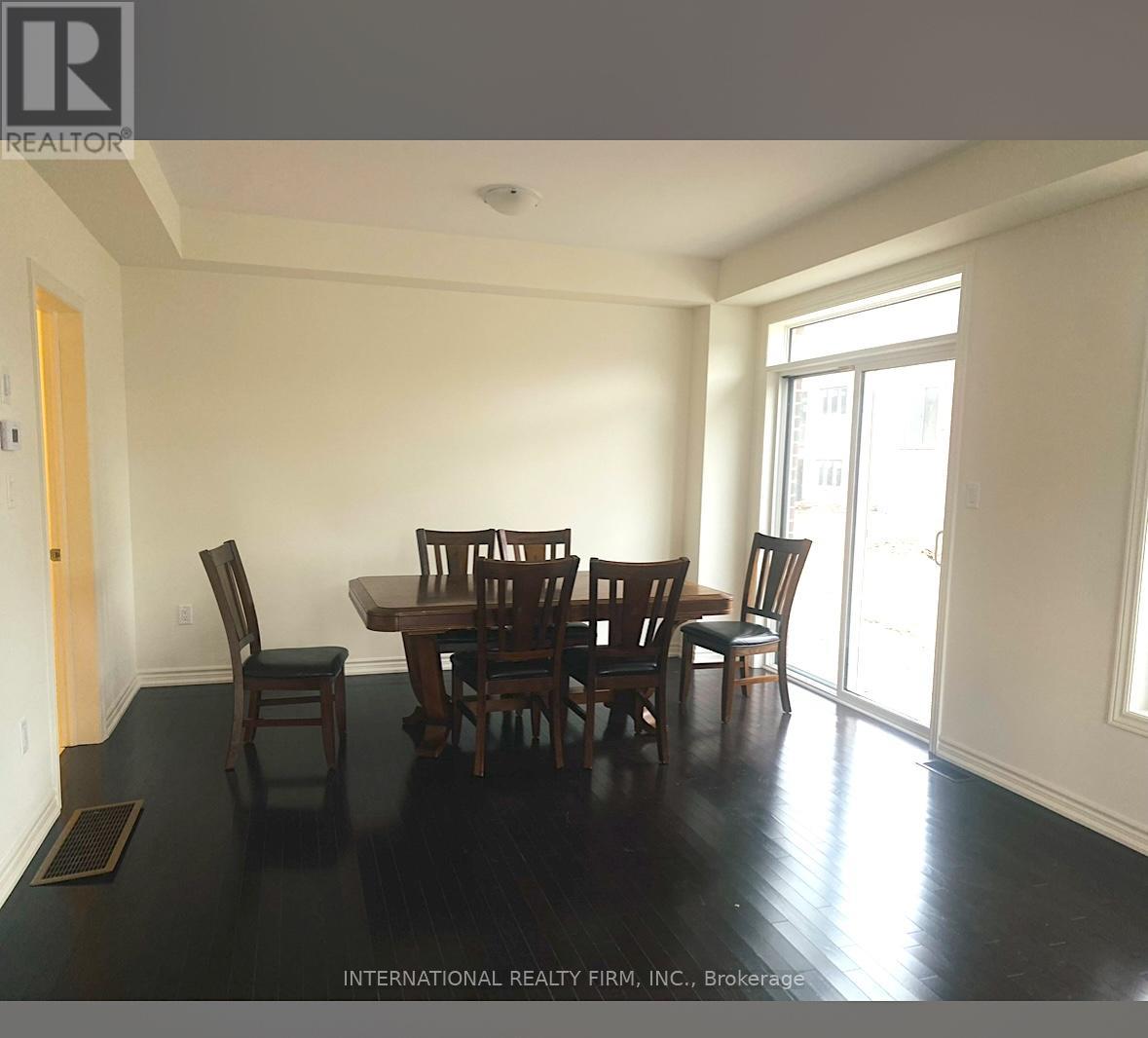 1222 Plymouth Drive, Oshawa, Ontario  L1L 0T9 - Photo 4 - E12652486