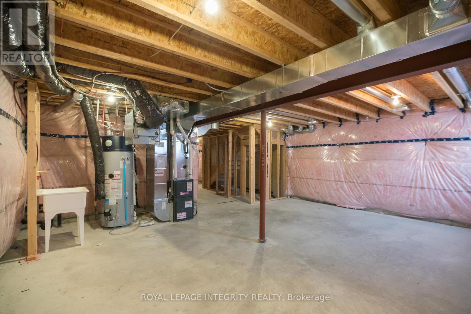 754 Derreen Avenue, Ottawa, Ontario  K2S 2Y9 - Photo 22 - X12505254