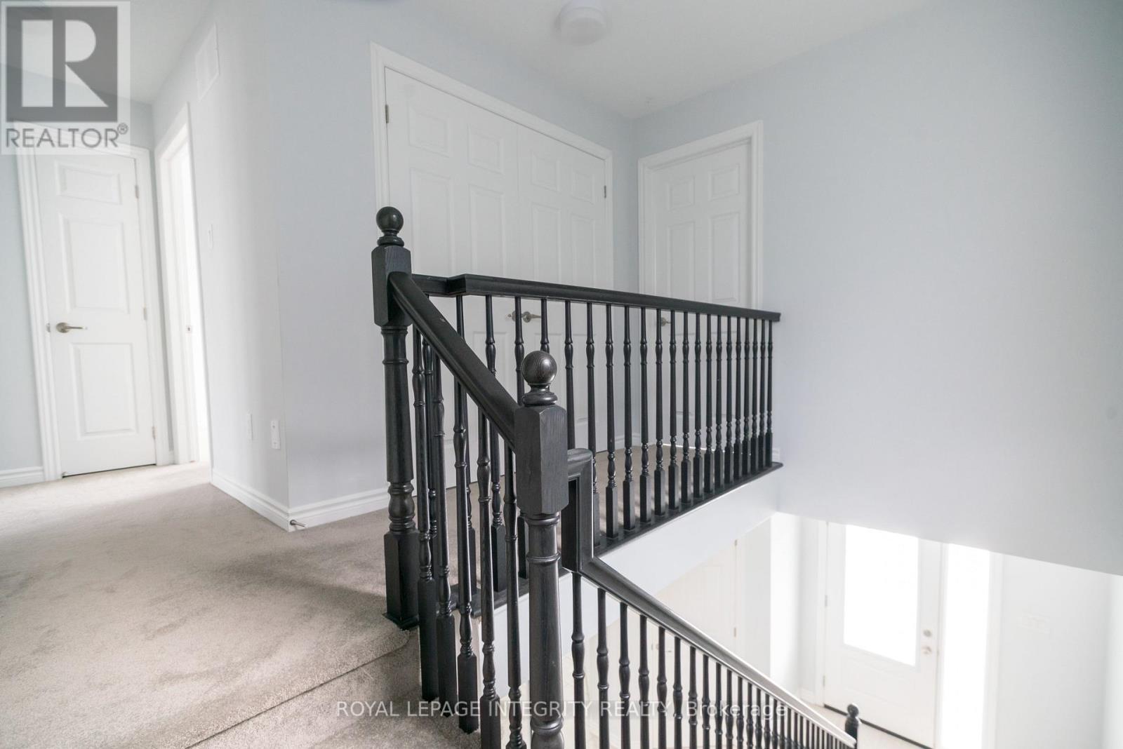 754 Derreen Avenue, Ottawa, Ontario  K2S 2Y9 - Photo 9 - X12505254