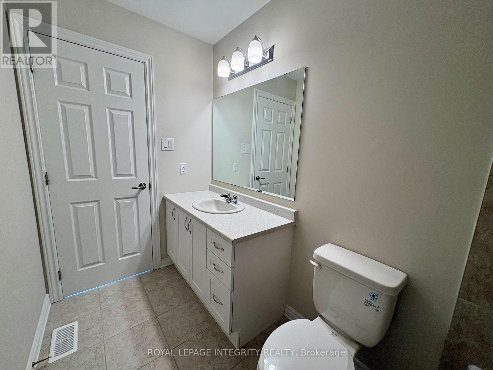 540 Culdaff Road, Ottawa, Ontario  K2S 2Z7 - Photo 13 - X12534046