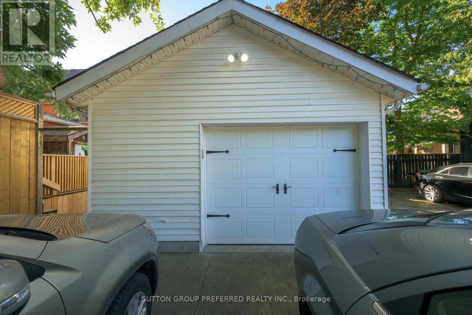 447 Woodman Avenue, London East, Ontario  N5W 4A1 - Photo 6 - X12657920