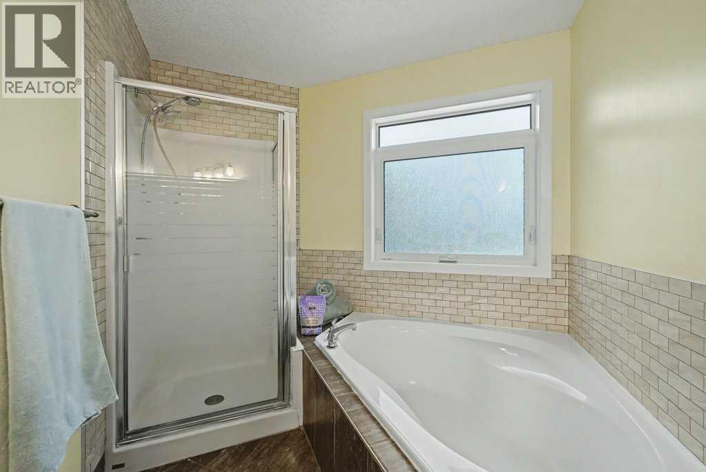 35 Somerglen Way Sw, Calgary, Alberta  T2Y 4B1 - Photo 23 - A2276664
