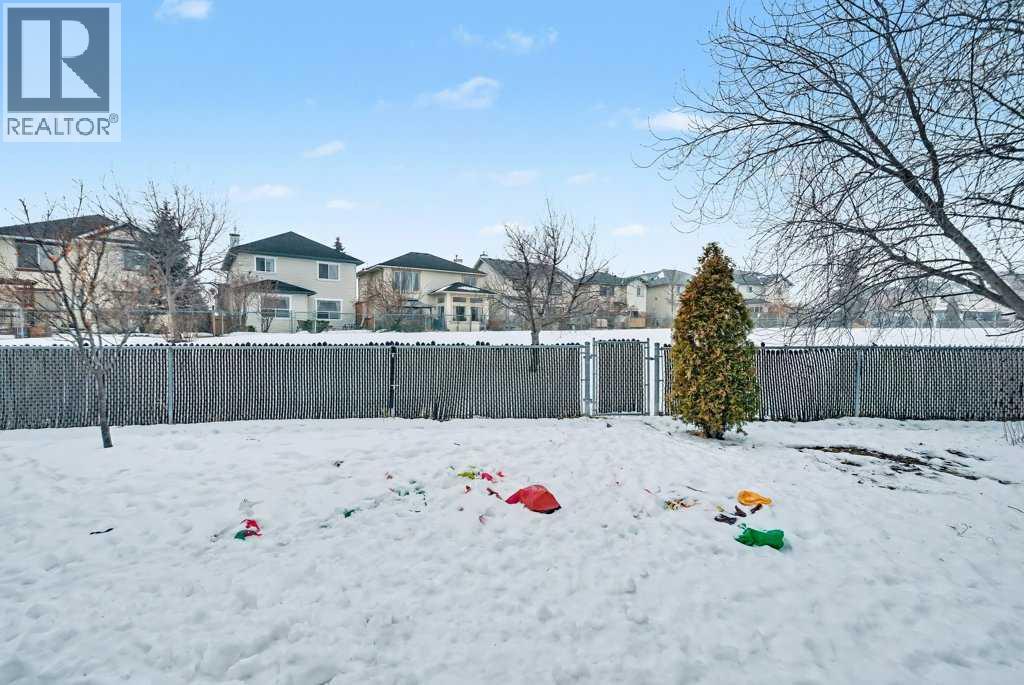 35 Somerglen Way Sw, Calgary, Alberta  T2Y 4B1 - Photo 33 - A2276664