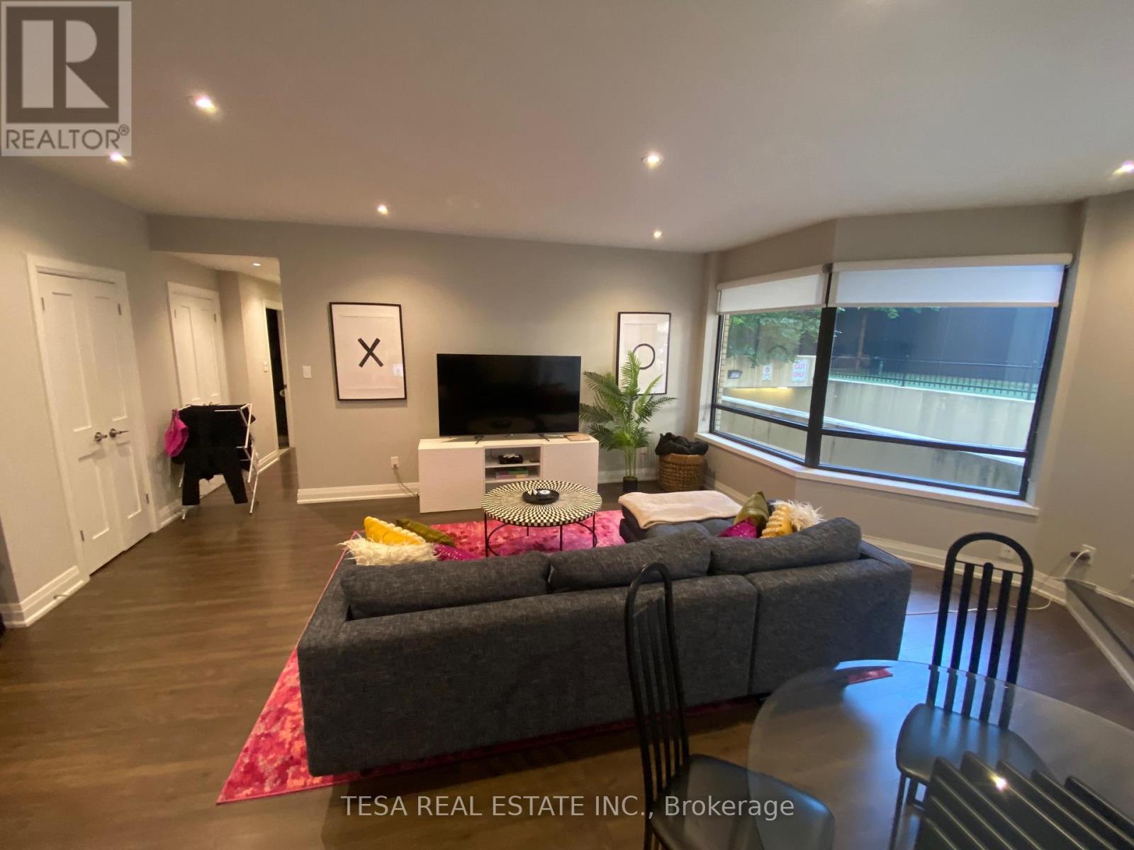 101 - 211 St Patrick Street, Toronto, Ontario  M5T 2Y9 - Photo 5 - C12657946