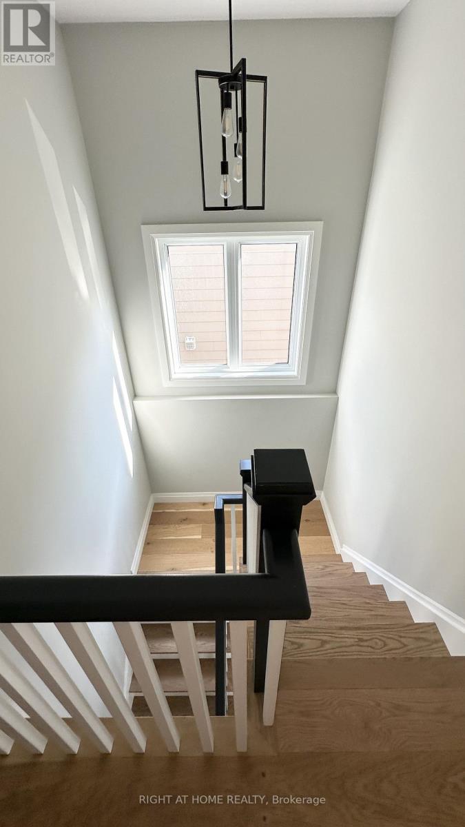 83 Third Street, Toronto, Ontario  M8V 2Y1 - Photo 17 - W12657922