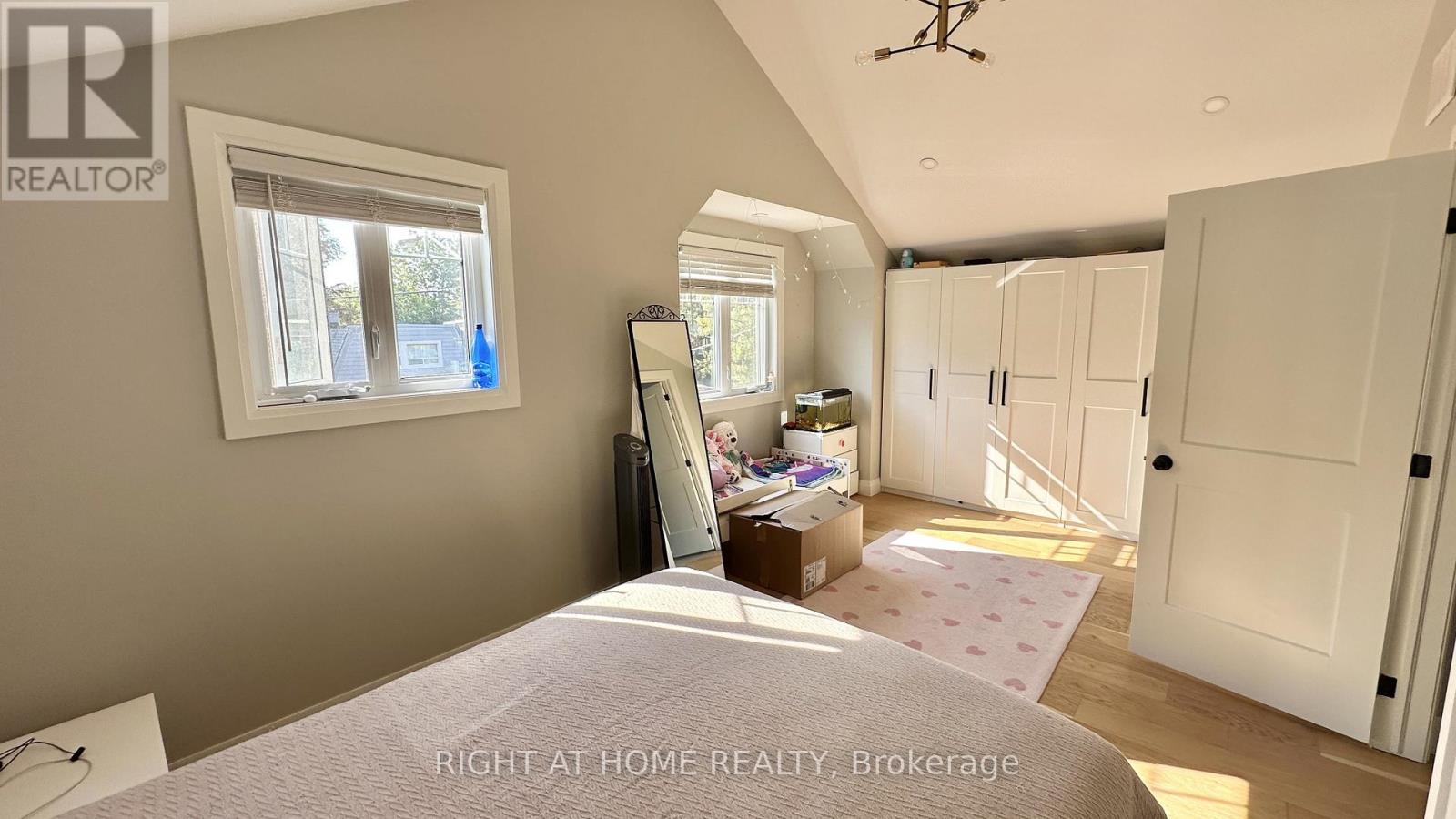 83 Third Street, Toronto, Ontario  M8V 2Y1 - Photo 19 - W12657922