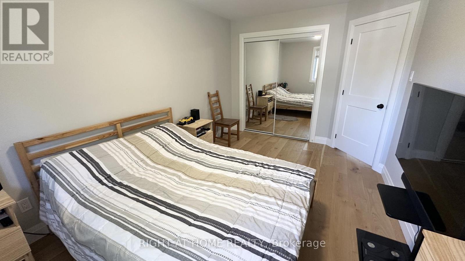 83 Third Street, Toronto, Ontario  M8V 2Y1 - Photo 20 - W12657922