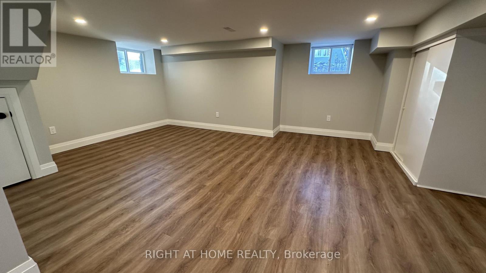 83 Third Street, Toronto, Ontario  M8V 2Y1 - Photo 27 - W12657922