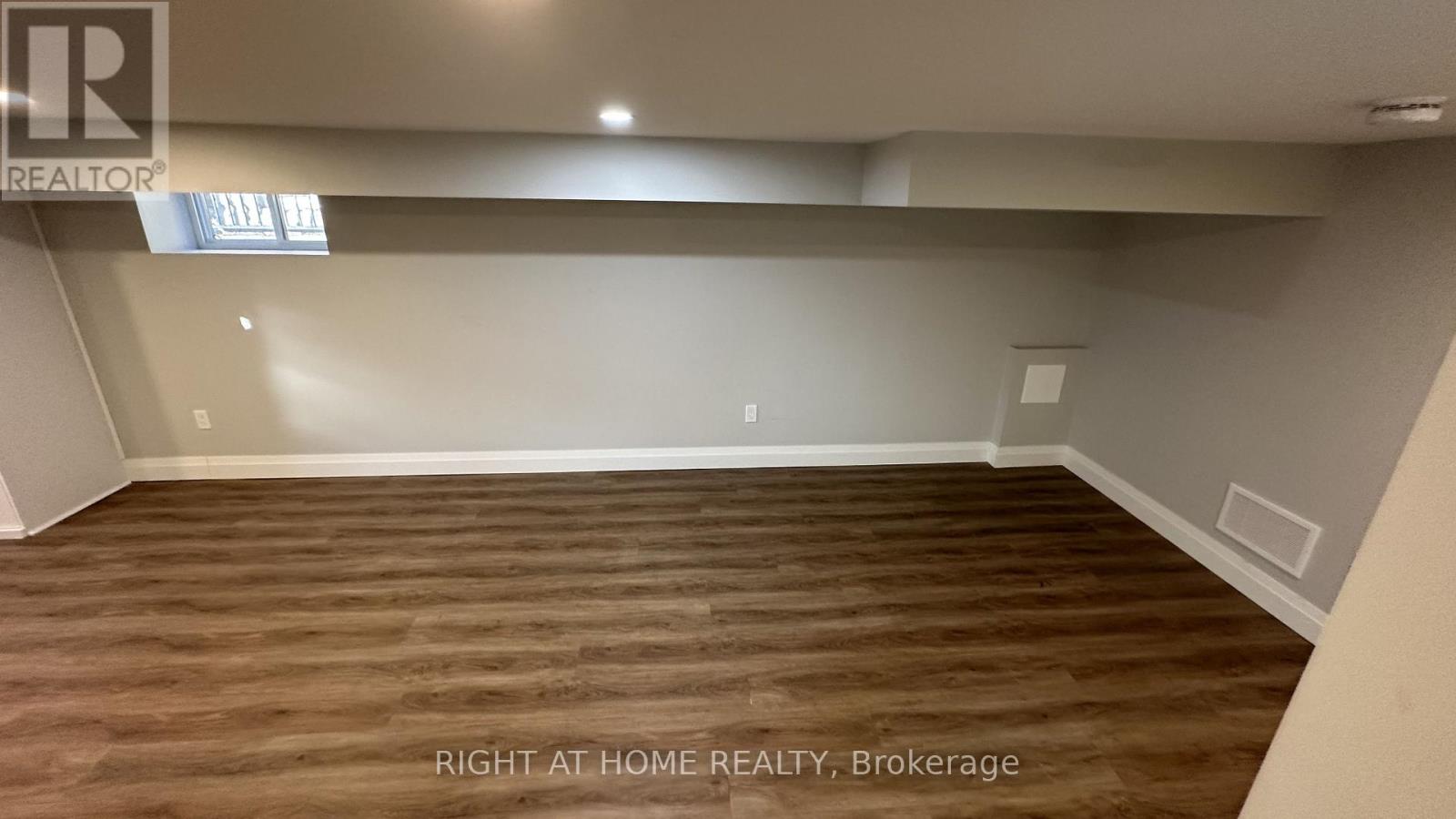 83 Third Street, Toronto, Ontario  M8V 2Y1 - Photo 30 - W12657922