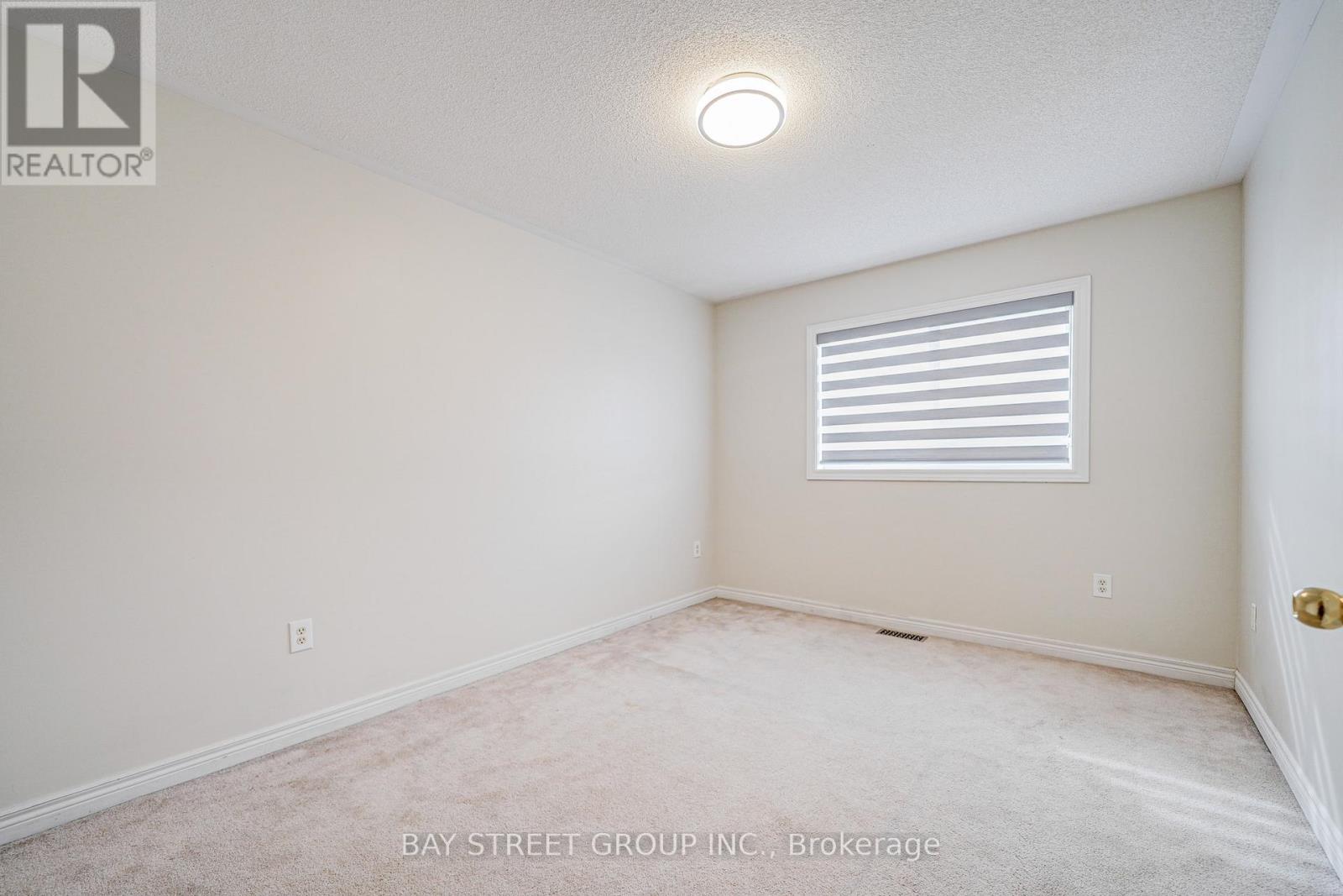 2470 Nichols Drive, Oakville, Ontario  L6H 6Y5 - Photo 28 - W12657936