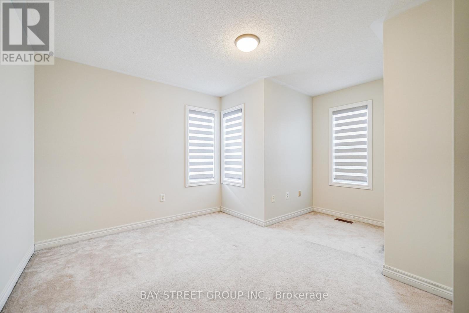 2470 Nichols Drive, Oakville, Ontario  L6H 6Y5 - Photo 30 - W12657936