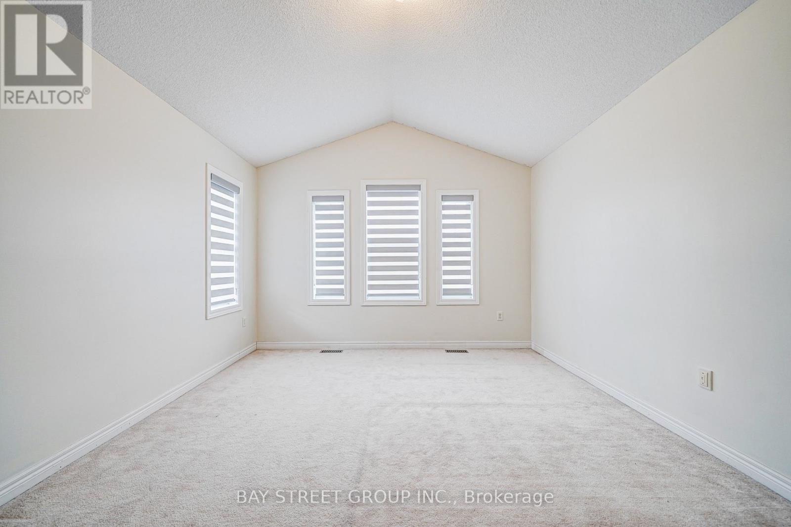 2470 Nichols Drive, Oakville, Ontario  L6H 6Y5 - Photo 35 - W12657936