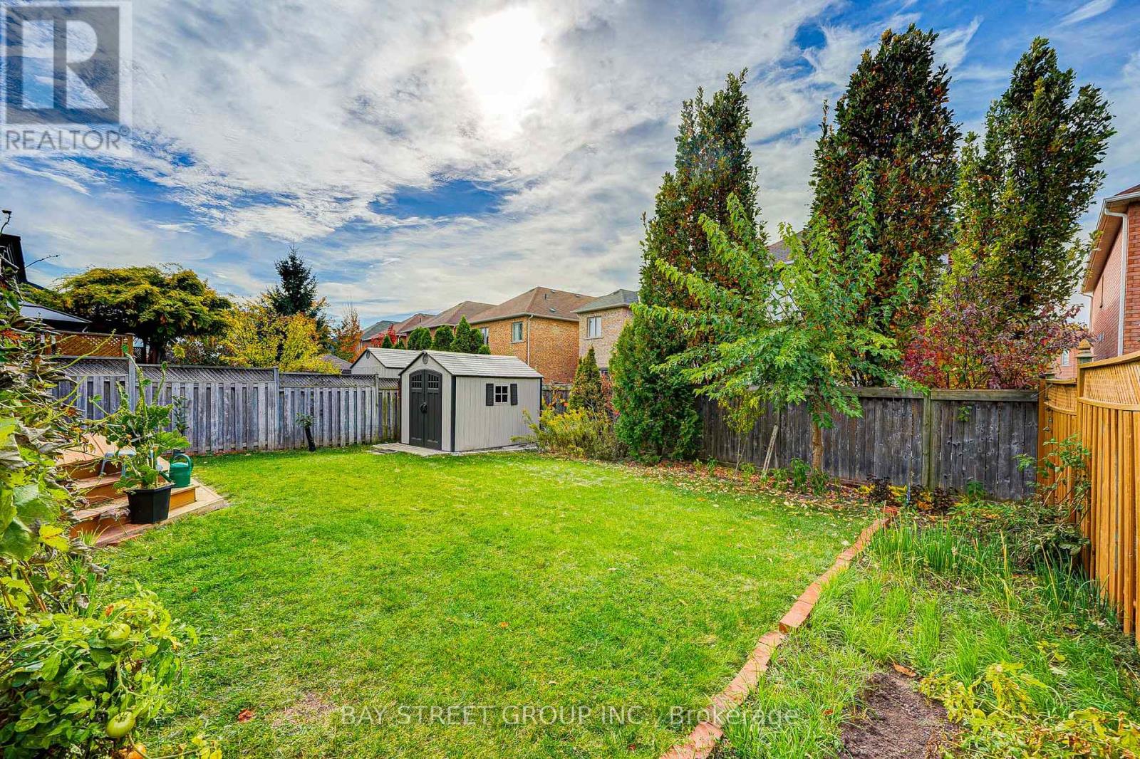 2470 Nichols Drive, Oakville, Ontario  L6H 6Y5 - Photo 43 - W12657936