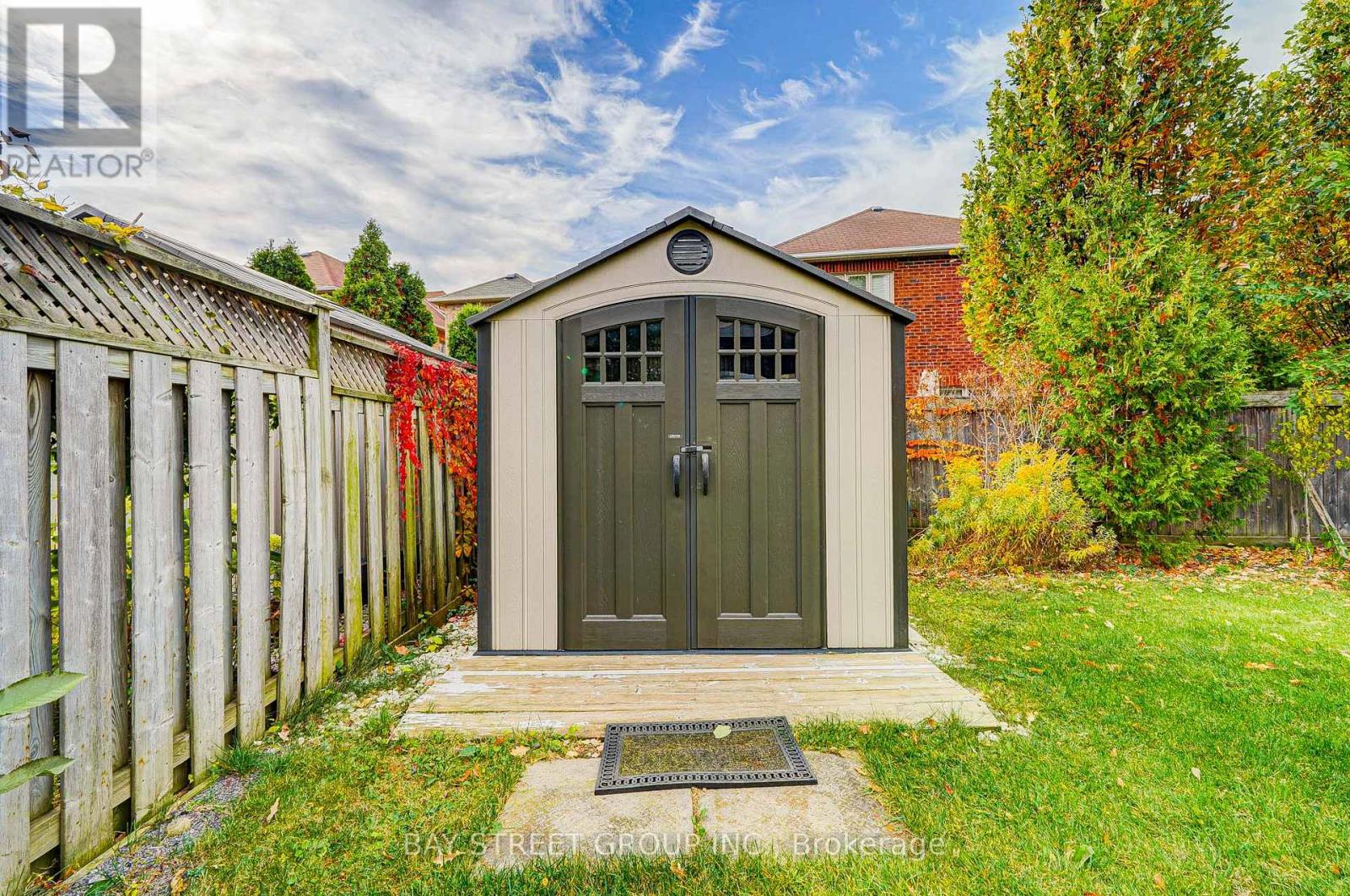 2470 Nichols Drive, Oakville, Ontario  L6H 6Y5 - Photo 46 - W12657936