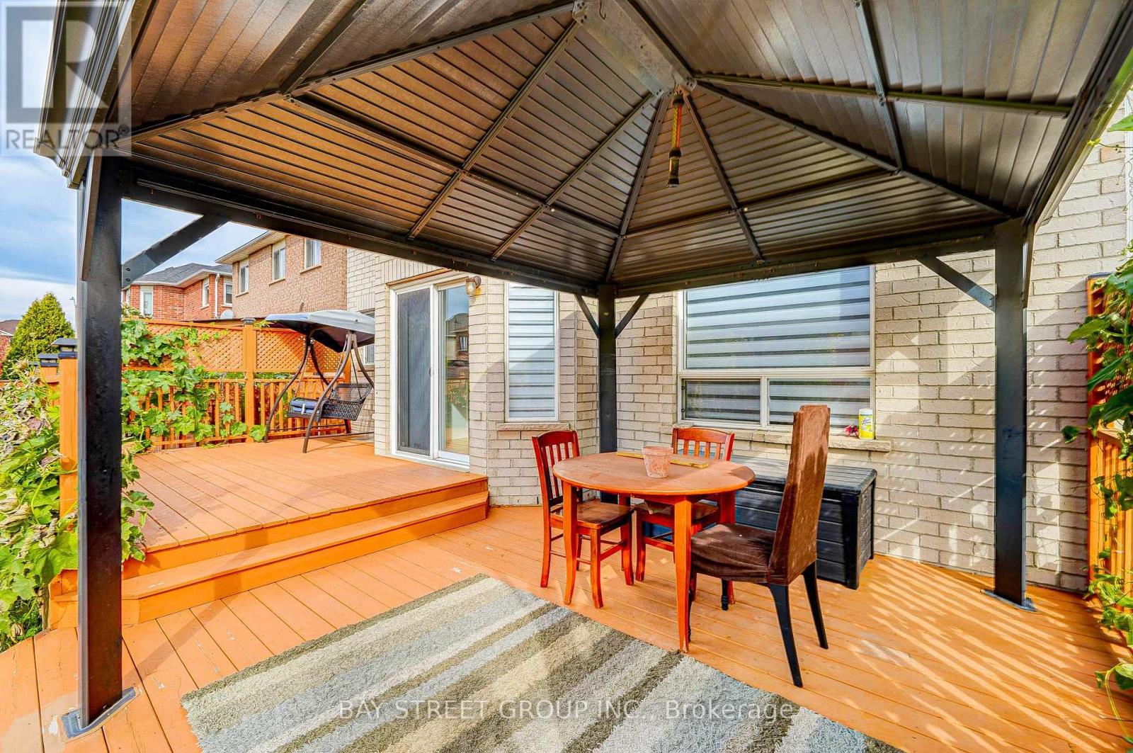 2470 Nichols Drive, Oakville, Ontario  L6H 6Y5 - Photo 47 - W12657936