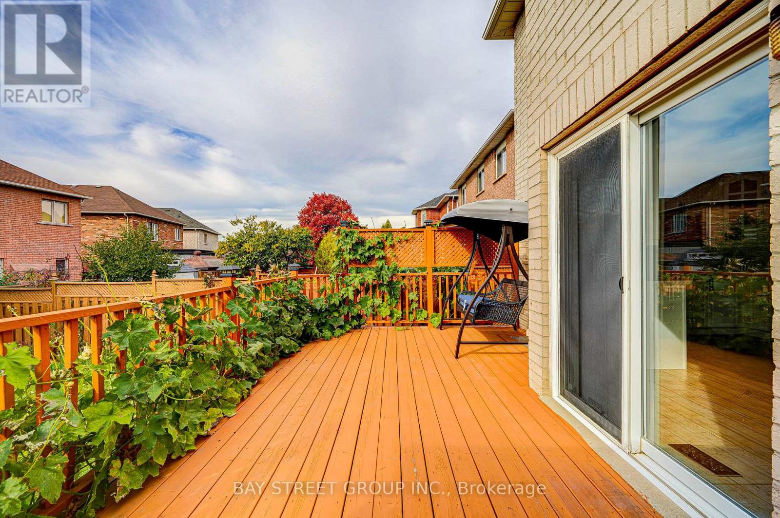 2470 Nichols Drive, Oakville, Ontario  L6H 6Y5 - Photo 48 - W12657936