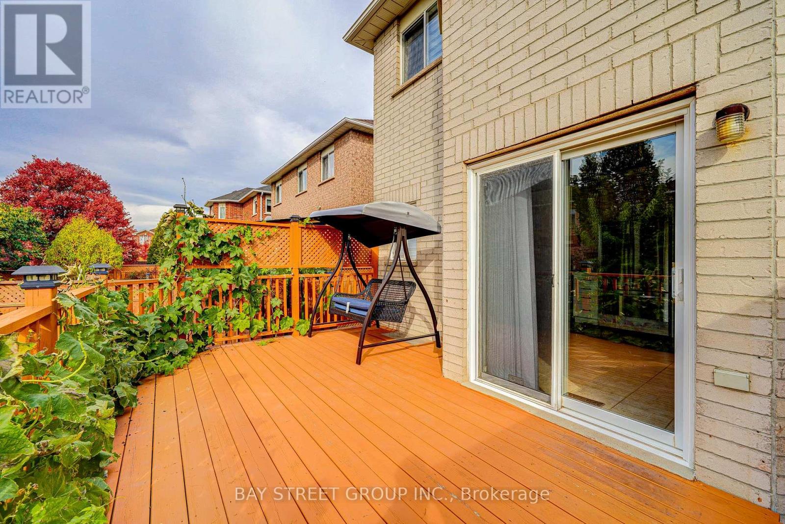 2470 Nichols Drive, Oakville, Ontario  L6H 6Y5 - Photo 49 - W12657936