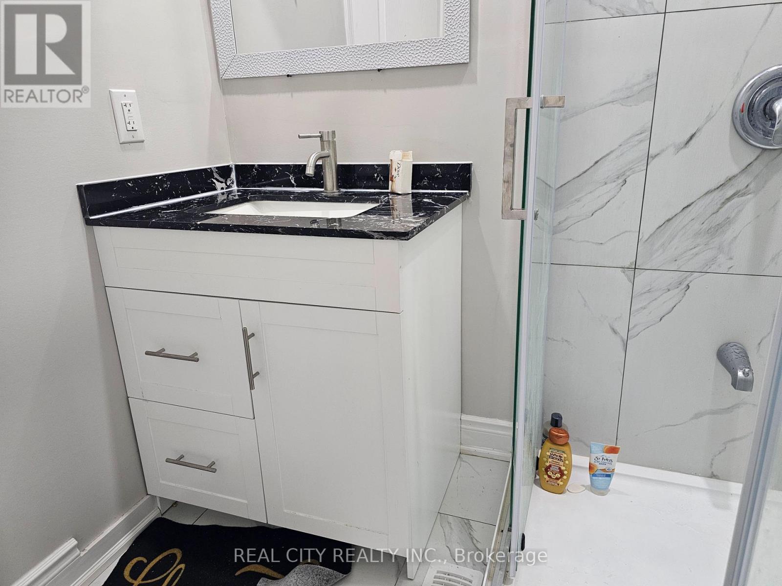 132 Sunset Way, Thorold, Ontario  L0S 1A0 - Photo 28 - X12657930