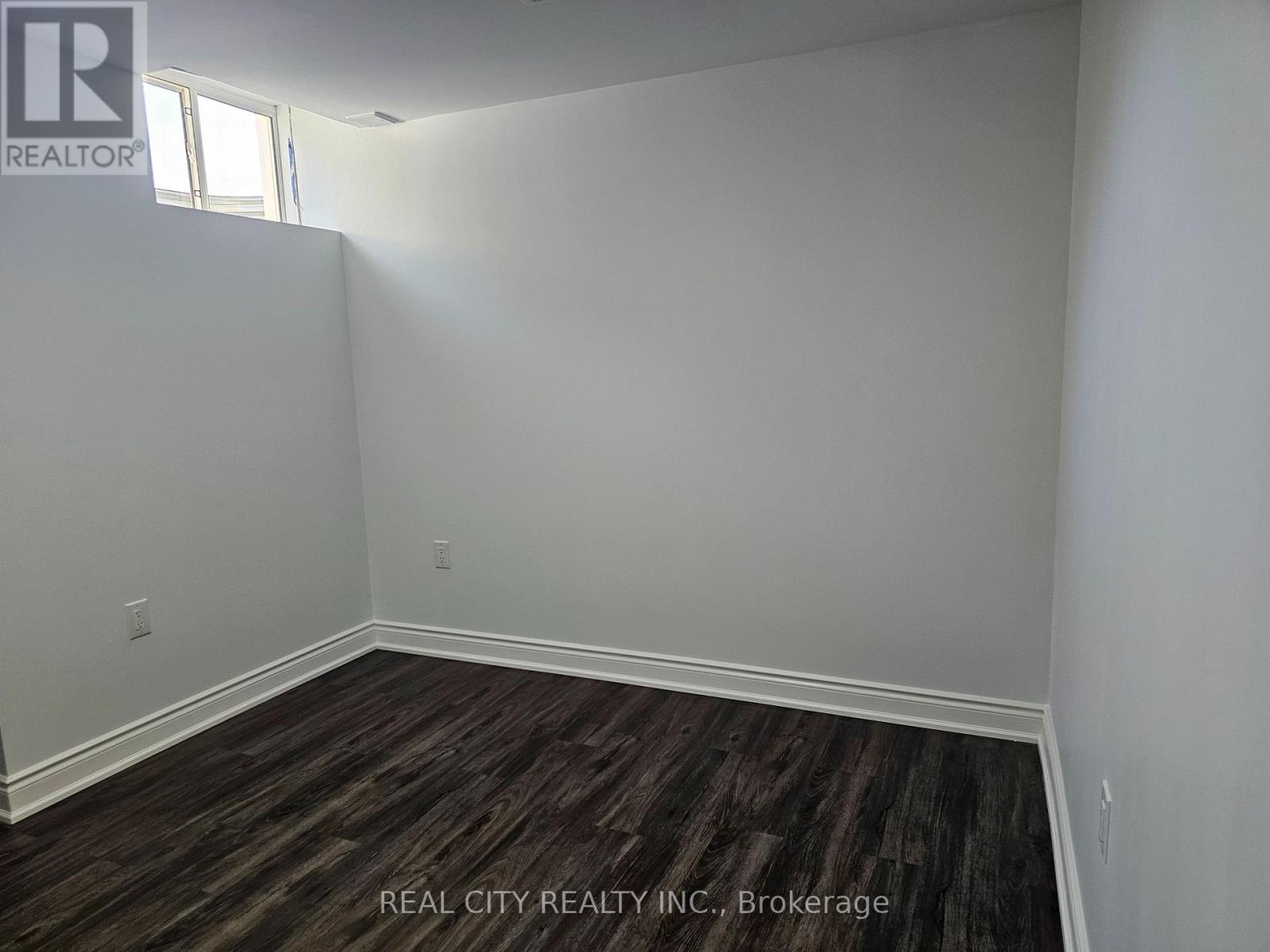 132 Sunset Way, Thorold, Ontario  L0S 1A0 - Photo 45 - X12657930