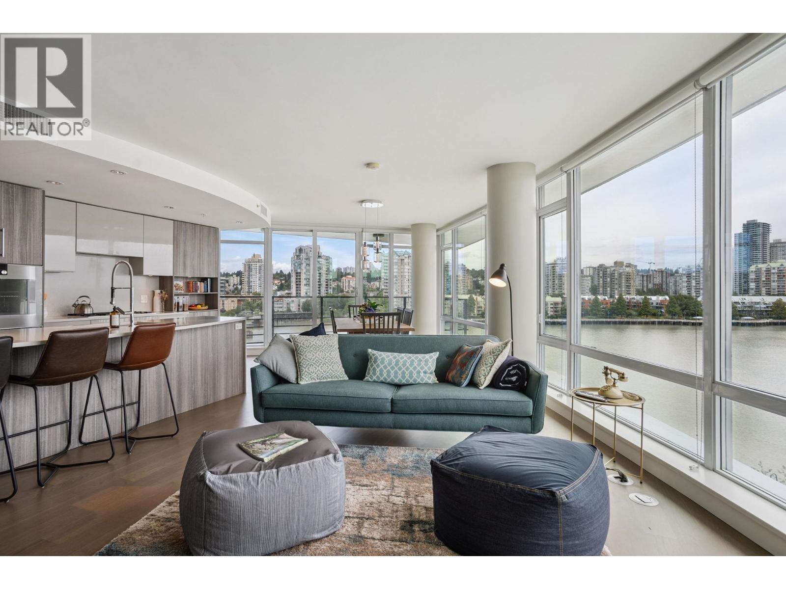 705 210 Salter Street, New Westminster, British Columbia V3M 0J9 - Photo 3 - R3075347