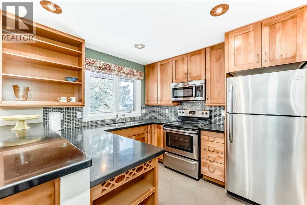 4803 Montana Drive Nw, Calgary, Alberta  T3B 1G3 - Photo 7 - A2276551