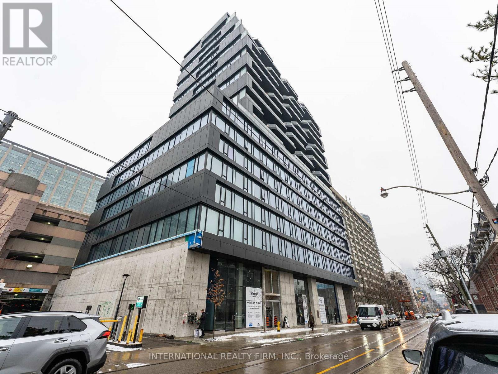 313 - 195 MCCAUL STREET, Toronto, Ontario