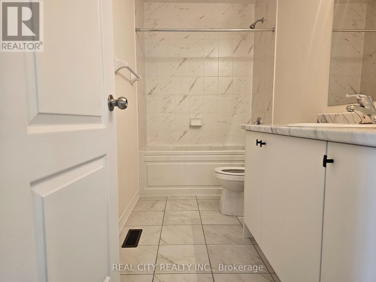 5 Heather Fullerton Road, Georgina, Ontario  L0E 1R0 - Photo 24 - N12657954