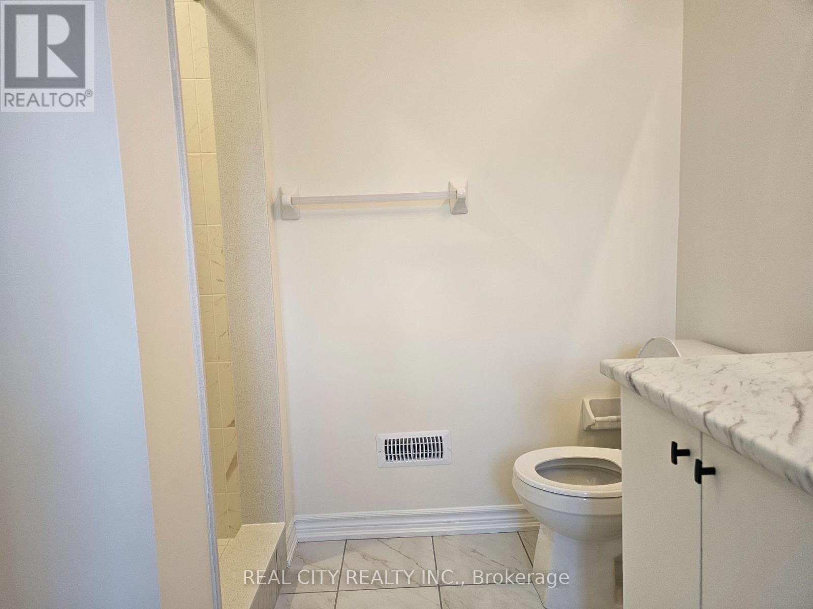 5 Heather Fullerton Road, Georgina, Ontario  L0E 1R0 - Photo 35 - N12657954